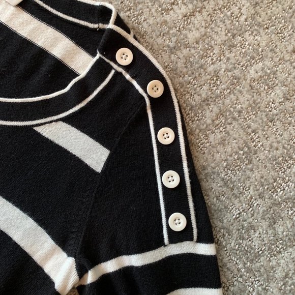 Ann Taylor LOFT Black/Ivory stripe sweater with Button detail - Size Small - Picture 4 of 8